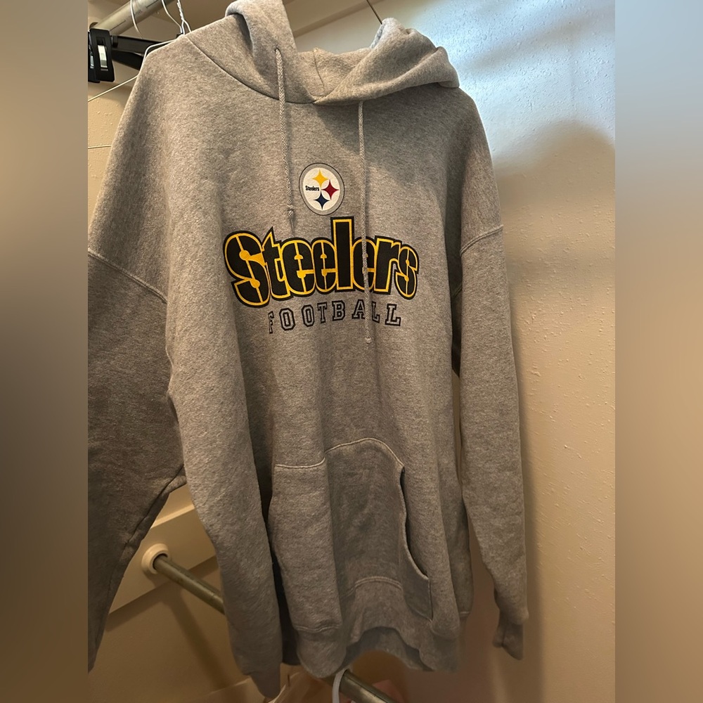 NFL Gray Hoodie with Red NFL Patch Pittsburgh Steelers size large like new